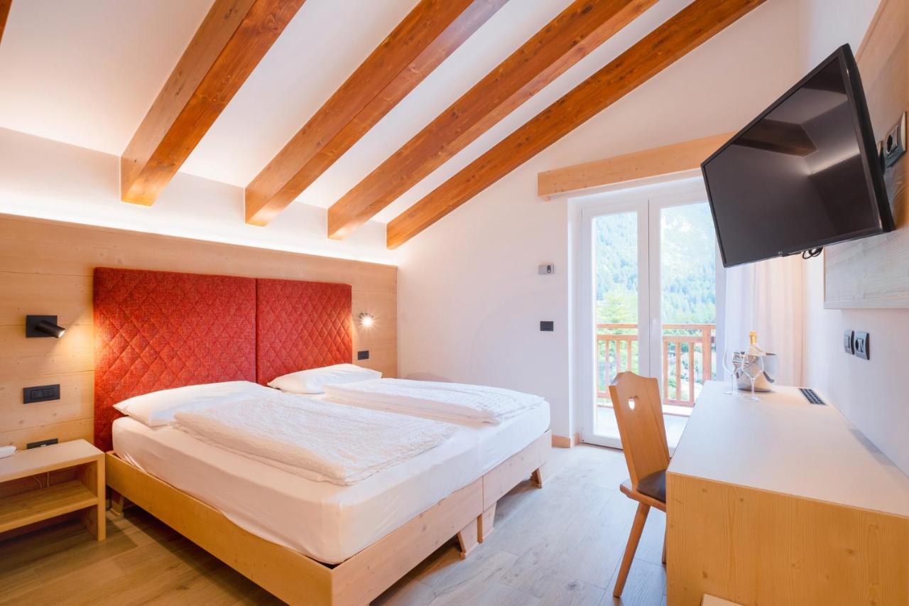 Hotel Zurigo Молвена Екстериор снимка