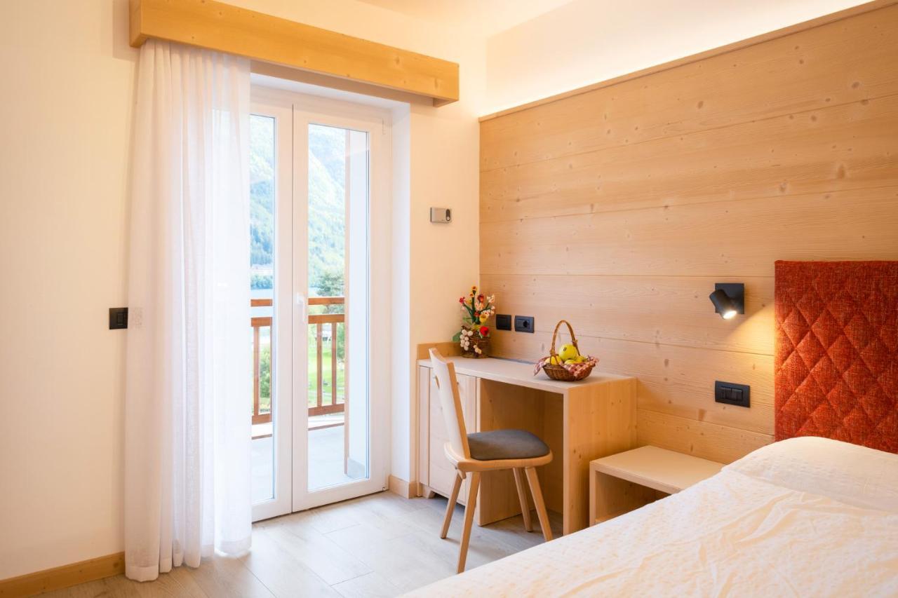 Hotel Zurigo Молвена Екстериор снимка