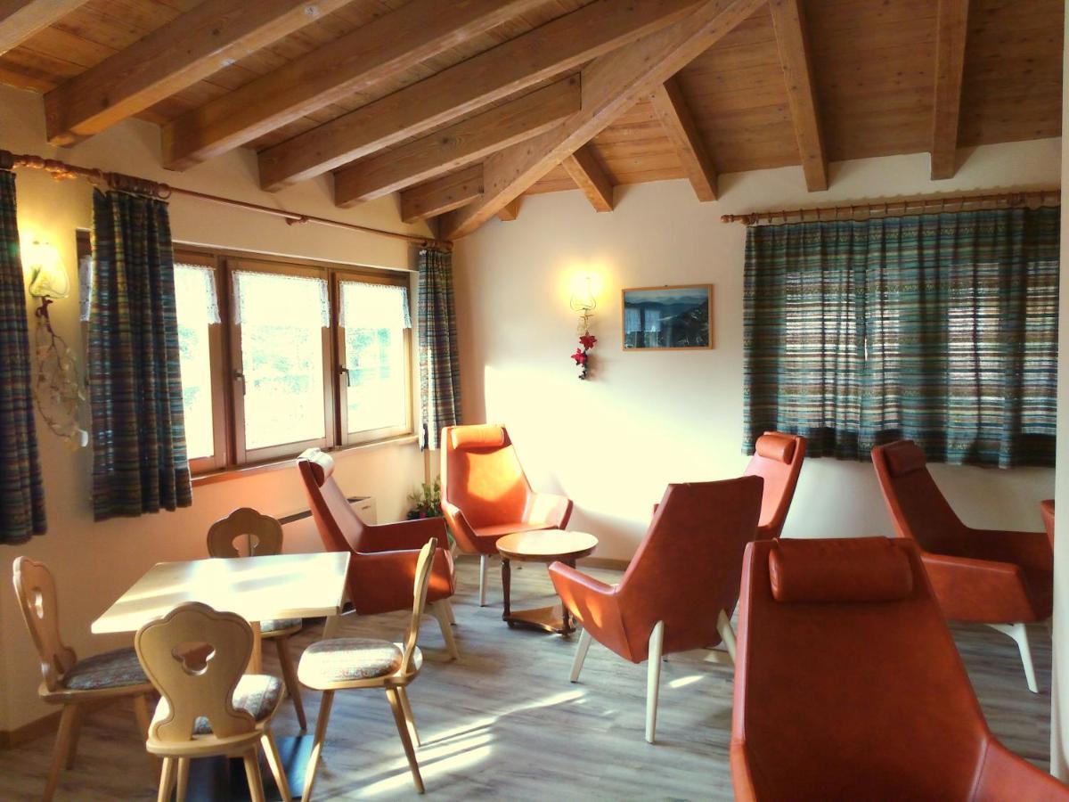 Hotel Zurigo Молвена Екстериор снимка